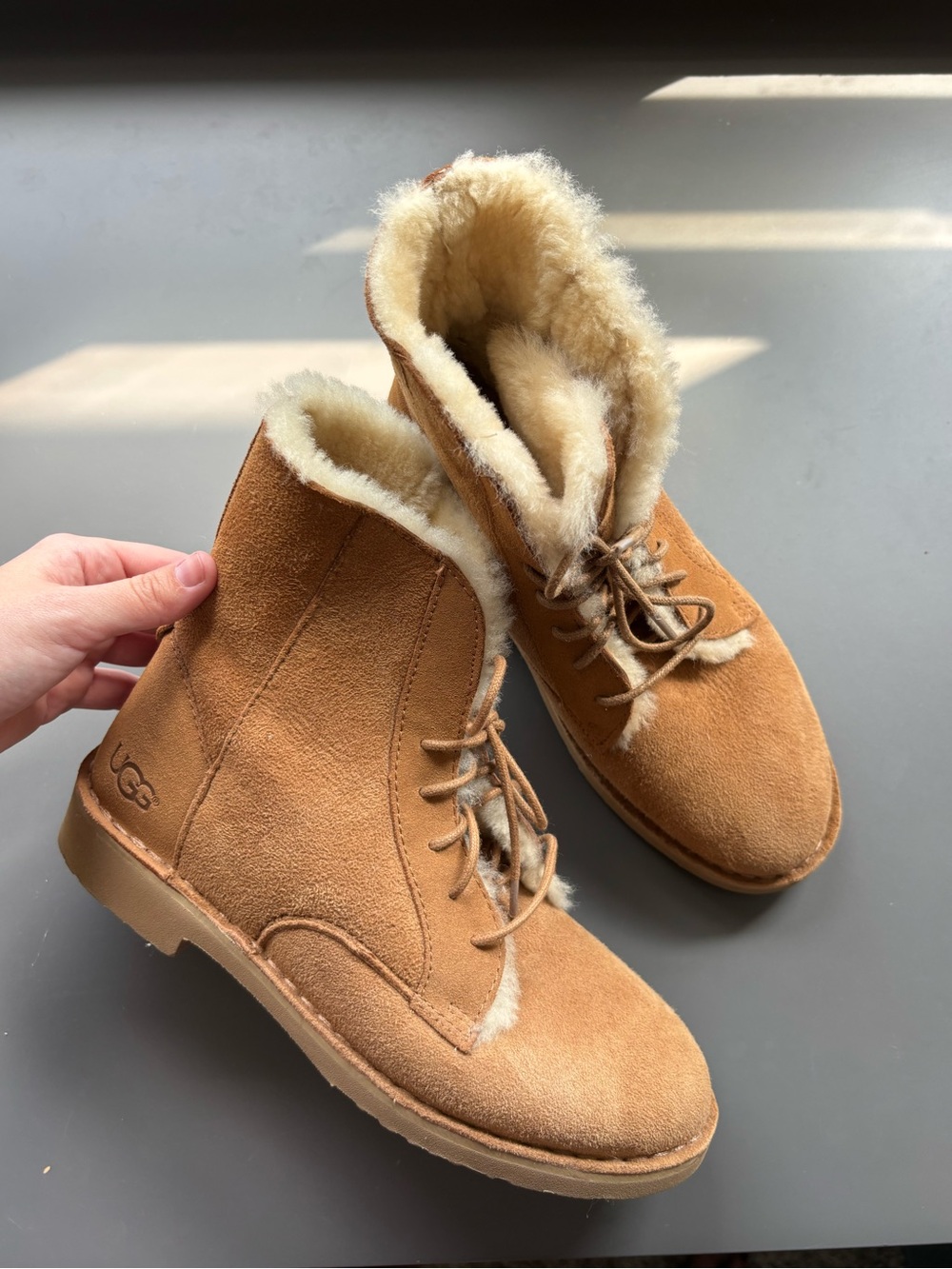 UGG Quincy Boot- 7